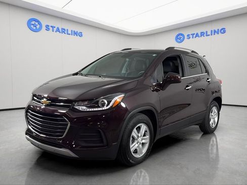 Used 2020 Chevrolet Trax LT w/ Driver Confidence Package image 16