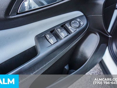 Used 2024 Buick Envista Preferred FWD image 50