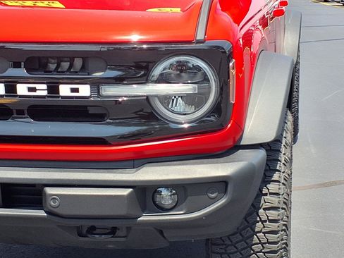 Used 2024 Ford Bronco Outer Banks w/ Sasquatch Package AWD/4WD image 30