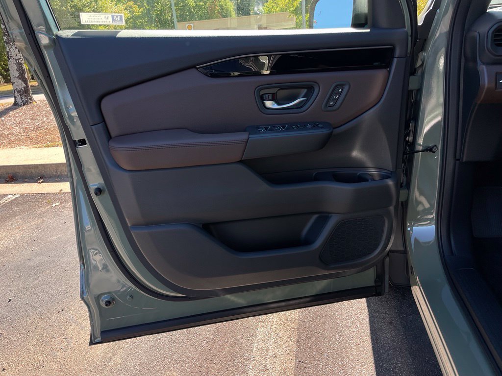 New 2026 Honda Pilot TrailSport image 27