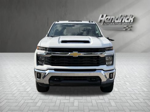 Used 2026 Chevrolet Silverado 2500 LT w/ Safety Package AWD/4WD image 3