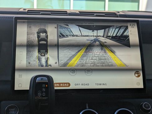 New 2026 Land Rover Defender 110 X-Dynamic SE image 23