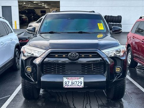 Used 2022 Toyota 4Runner SR5 Premium image 5