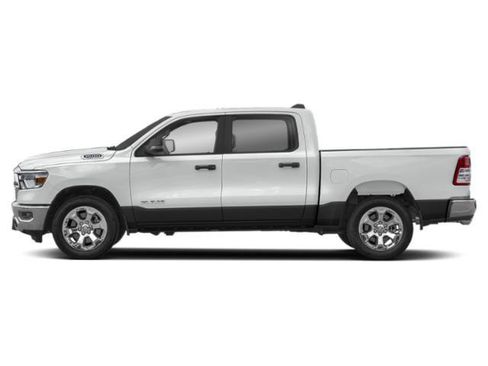 Used 2024 RAM 1500 Big Horn AWD/4WD image 3
