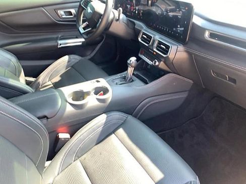 Used 2024 Ford Mustang Premium image 15