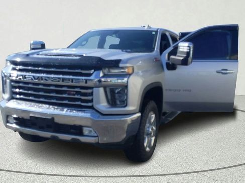 Used 2021 Chevrolet Silverado 2500 LTZ w/ Z71 Off-Road Package AWD/4WD image 10