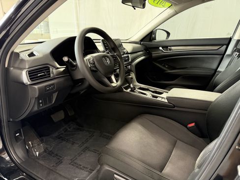 Used 2019 Honda Accord LX image 8