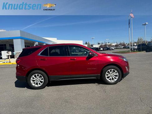 Used 2019 Chevrolet Equinox LT image 8