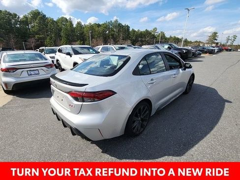 Used 2025 Toyota Corolla XSE image 16