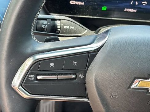 Used 2024 Chevrolet Equinox EV LT AWD/4WD image 21