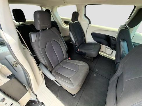 Used 2023 Chrysler Voyager LX FWD image 27