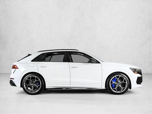 New 2026 Audi RS Q8 performance image 4