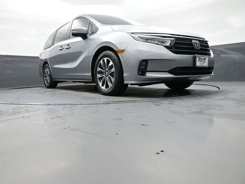 Certified 2023 Honda Odyssey EX-L image 30
