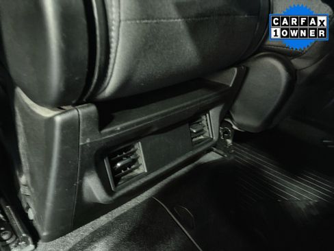 Used 2022 Chevrolet Silverado 1500 Custom Trail Boss w/ Safety Confidence Package AWD/4WD image 32
