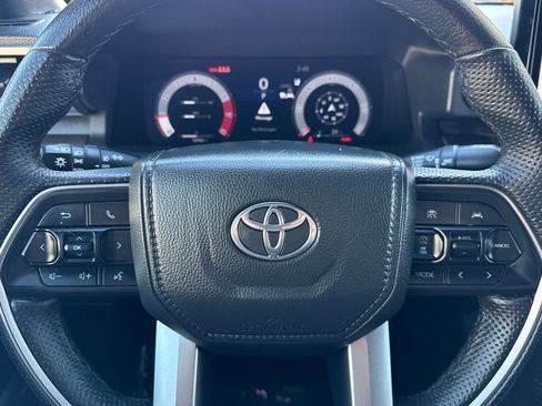 Used 2024 Toyota Tacoma TRD Sport image 21