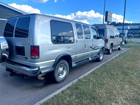 Used 2011 Ford E-250 and Econoline 250 w/ RV Plus Pkg image 14