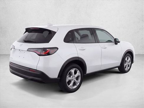 Used 2023 Honda HR-V LX image 6