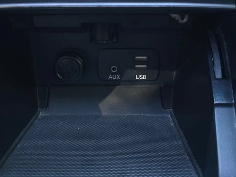 Used 2015 Subaru Outback 3.6R Limited AWD/4WD image 35