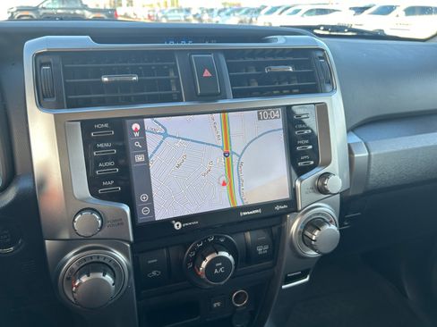 Used 2022 Toyota 4Runner SR5 Premium image 14