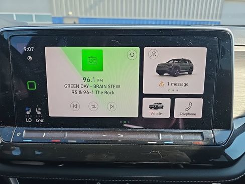Used 2025 Volkswagen Atlas SEL Premium R-Line AWD/4WD image 33