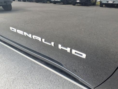 New 2026 GMC Sierra 2500 Denali Ultimate w/ Max Trailering Package image 11