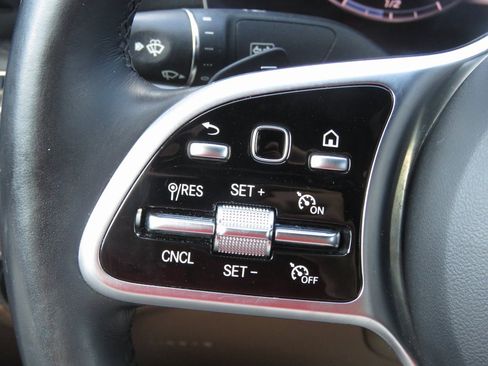 Used 2020 Mercedes-Benz E 350 4MATIC Sedan image 21