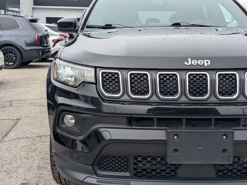Used 2024 Jeep Compass Latitude AWD/4WD image 9