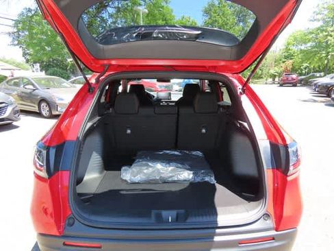 Used 2024 Honda HR-V Sport image 12