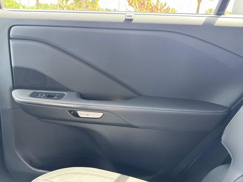 New 2026 Lexus TX 500h AWD image 14