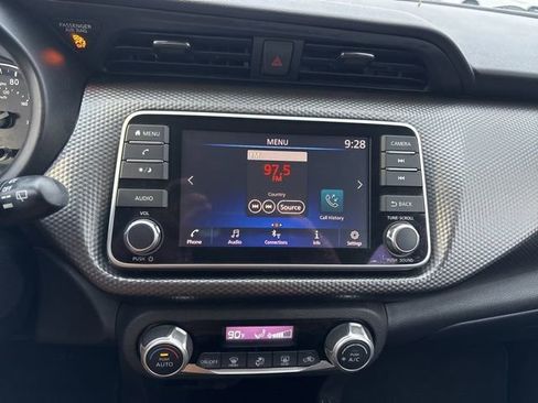 Used 2020 Nissan Kicks SV w/ Exterior Package image 13