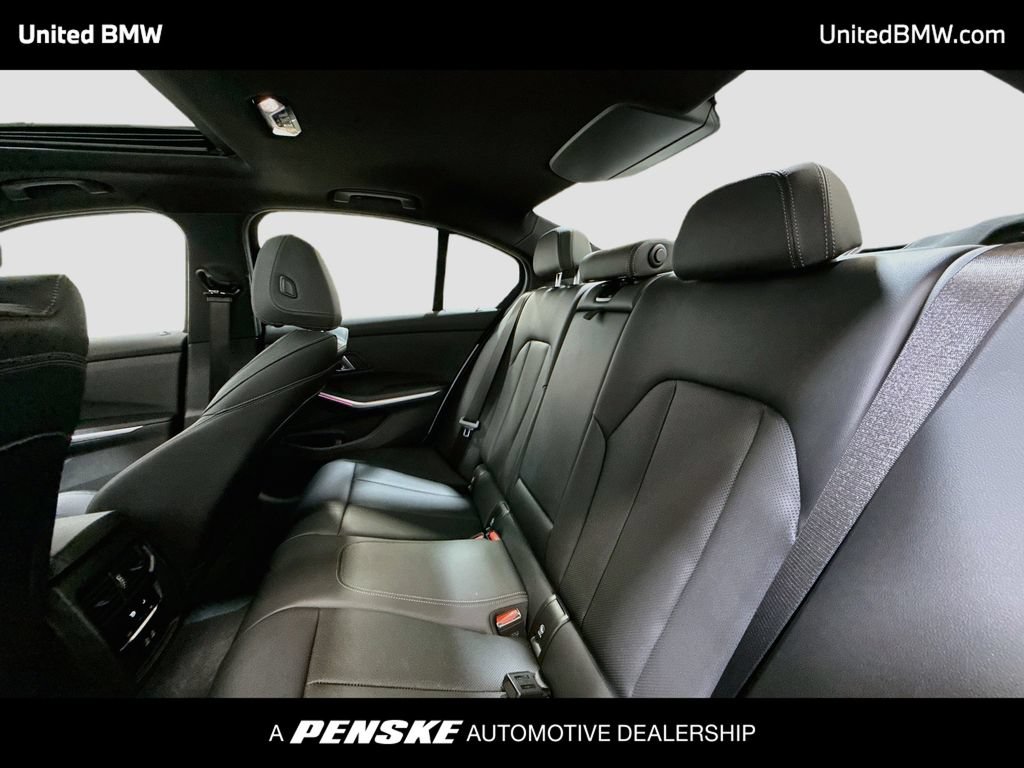 Certified 2025 BMW 330i Sedan RWD image 20