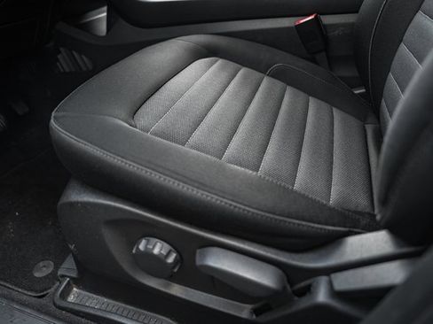 Certified 2022 Ford Edge SE w/ Black Appearance Package image 36