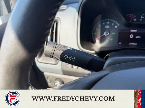 Used 2022 Chevrolet Colorado Z71 AWD/4WD image 15