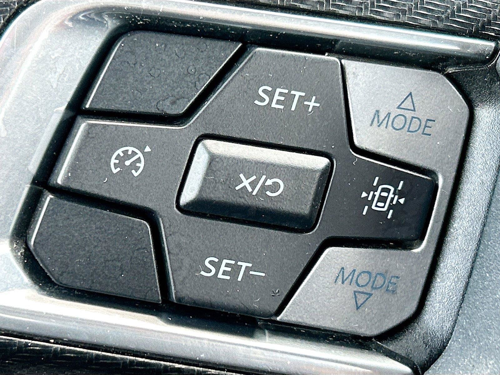 Used 2024 Ford Mustang Premium RWD image 33