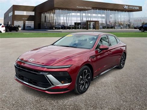 Used 2024 Hyundai Sonata SEL image 1