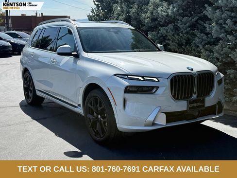 Used 2025 BMW X7 xDrive40i AWD/4WD image 12