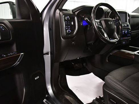 Used 2019 Chevrolet Silverado 1500 RST w/ All-Star Edition AWD/4WD image 14