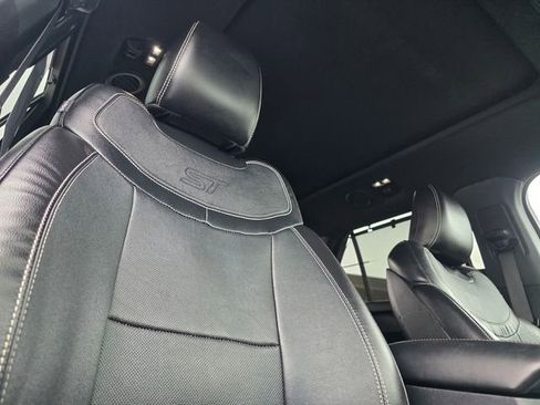 Used 2020 Ford Explorer ST image 18