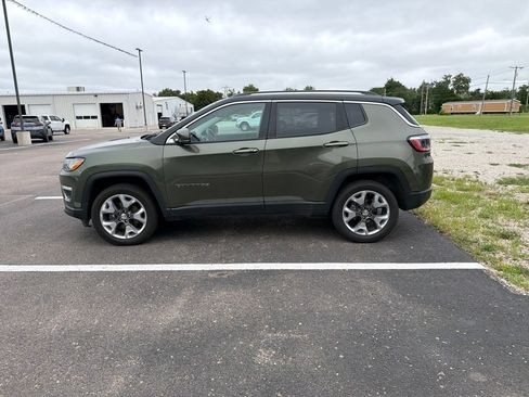 Used 2021 Jeep Compass Limited AWD/4WD image 7