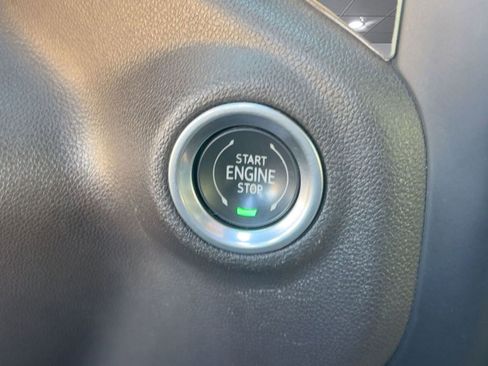 Used 2022 GMC Sierra 1500 SLT image 27