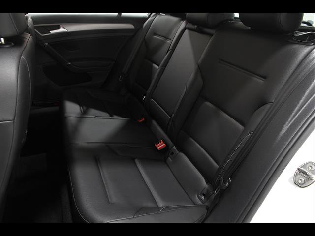 Used 2017 Volkswagen Golf Wolfsburg Edition FWD image 18