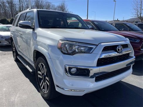 Used 2015 Toyota 4Runner Limited image 5