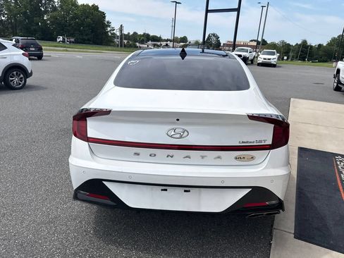 Used 2022 Hyundai Sonata Limited FWD image 8