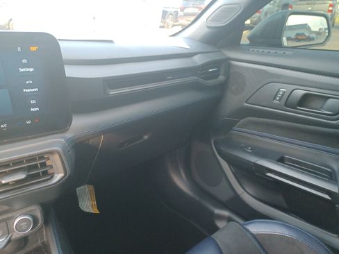 Used 2024 Ford Mustang Dark Horse image 18