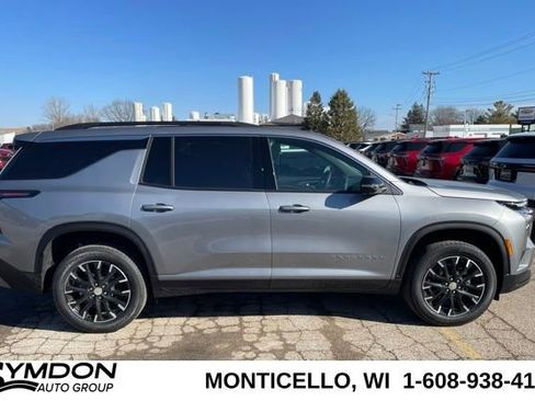 New 2026 Chevrolet Traverse LT w/ Sun and Wheel Package image 2