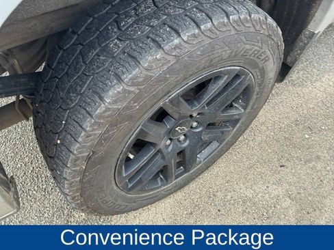 Used 2022 Chevrolet Silverado 1500 RST w/ LPO, Blackout Package AWD/4WD image 5