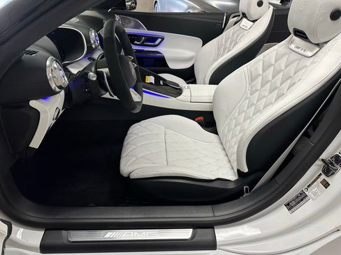 Used 2024 Mercedes-Benz SL 63 AMG 4MATIC image 15