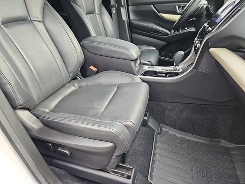 Used 2019 Subaru Ascent Limited AWD/4WD image 13