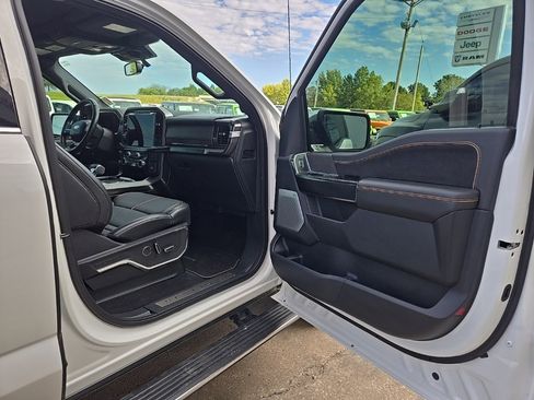 Used 2023 Ford F150 Platinum w/ FX4 Off-Road Package image 93
