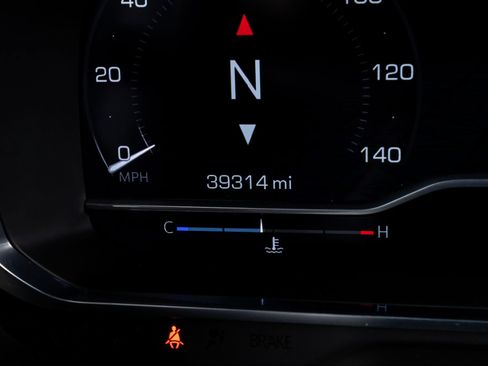 Used 2023 GMC Yukon AT4 w/ AT4 Premium Plus Package image 18